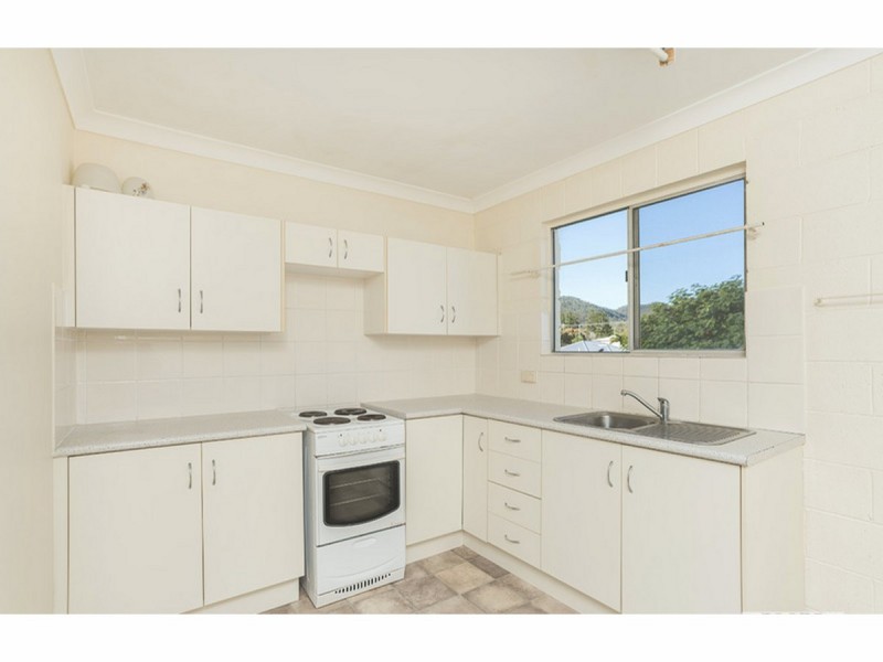3/178 Baker Street, Koongal QLD 4701