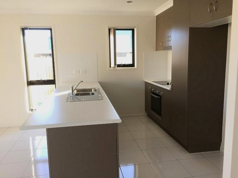 32 Vermont Drive, Parkhurst QLD 4702