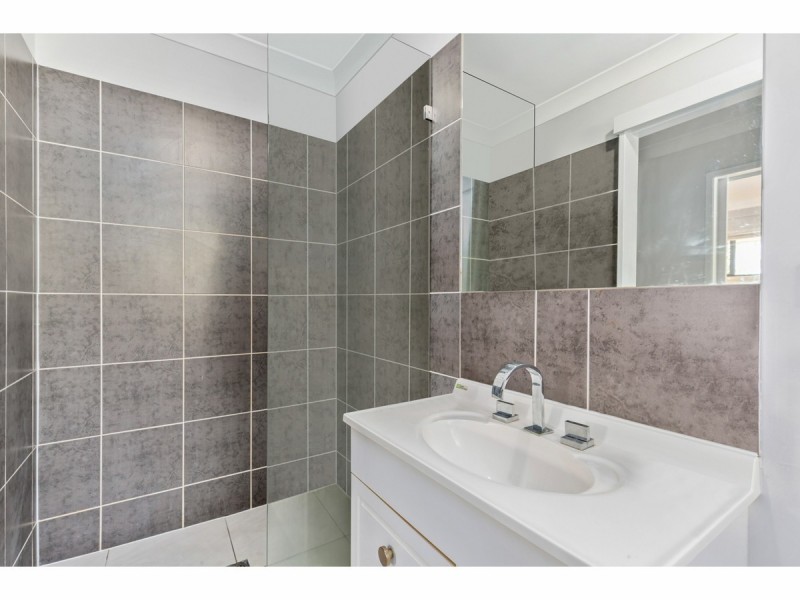 19 Gable Street, Koongal QLD 4701