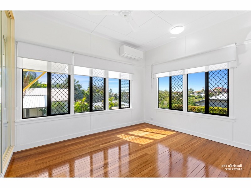 9 Normanby Terrace, The Range QLD 4700