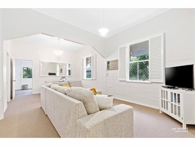 52 Wentworth Terrace, The Range QLD 4700