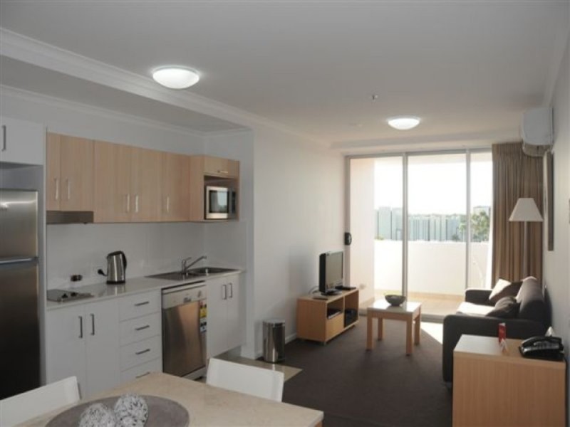 602/102-108 Victoria Parade, Rockhampton QLD 4700
