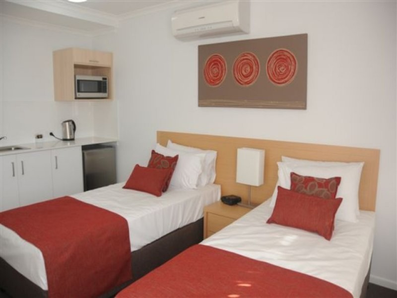 602/102-108 Victoria Parade, Rockhampton QLD 4700