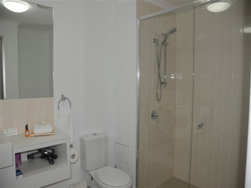 602/102-108 Victoria Parade, Rockhampton QLD 4700
