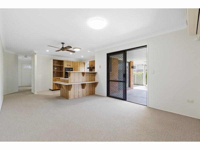10 Hinton Street, Koongal QLD 4701