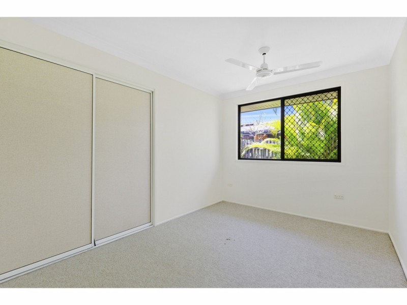 10 Hinton Street, Koongal QLD 4701