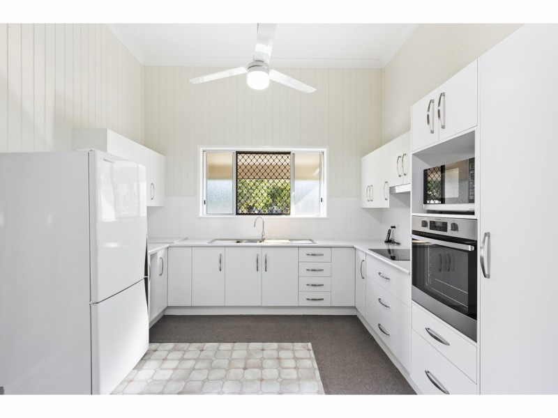 391 Lakes Creek Road, Koongal QLD 4701