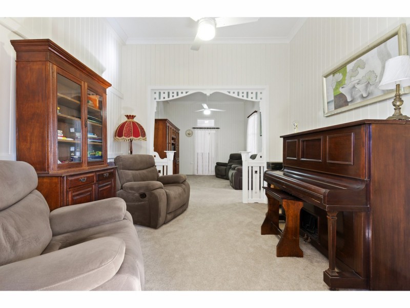 391 Lakes Creek Road, Koongal QLD 4701