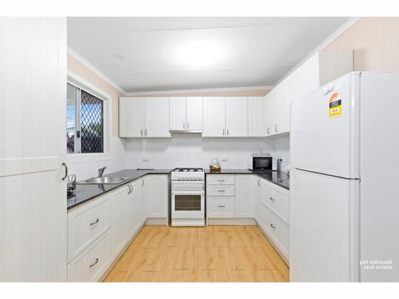 6 Henderson Street, Park Avenue QLD 4701