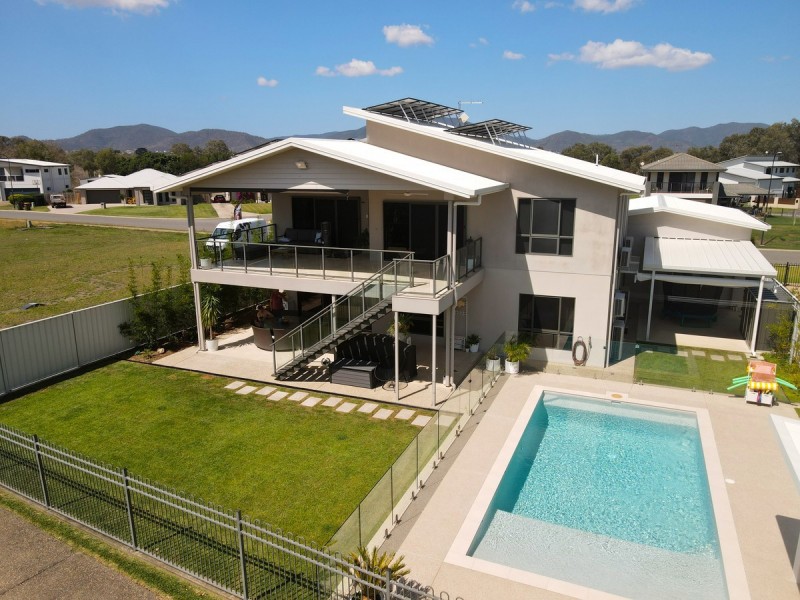 107 Larcombe Street, Kawana QLD 4701