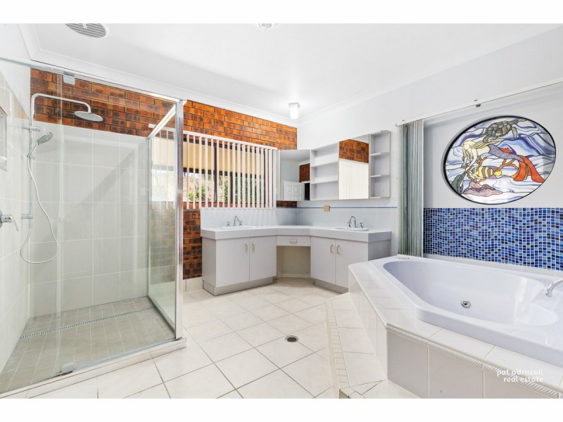 138 Julie Anne Drive, Glendale QLD 4711