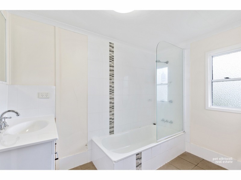 40 Brae Street, The Range QLD 4700