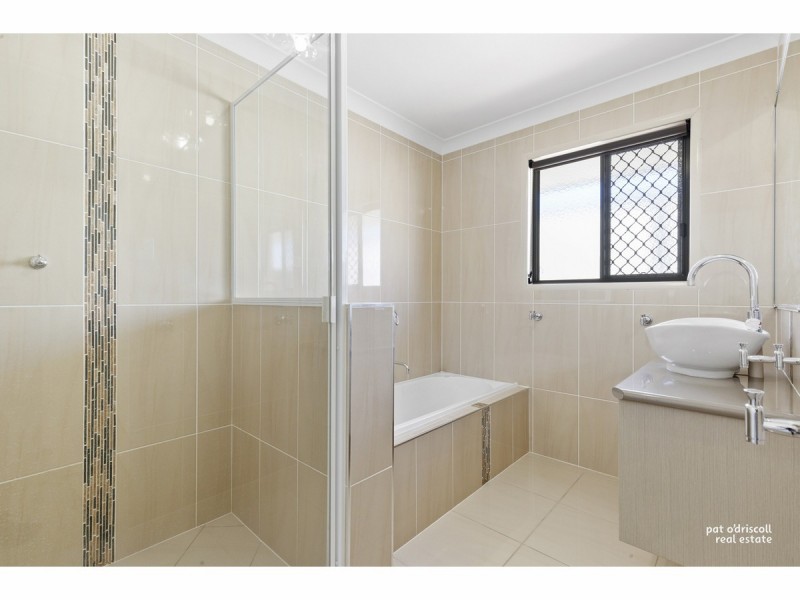 24 Broadhurst Drive, Gracemere QLD 4702