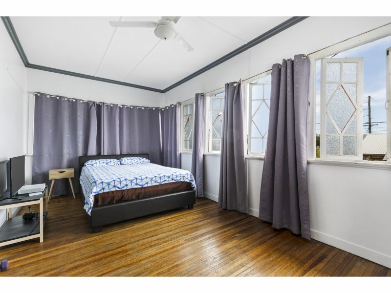 19 Birch Street, Park Avenue QLD 4701