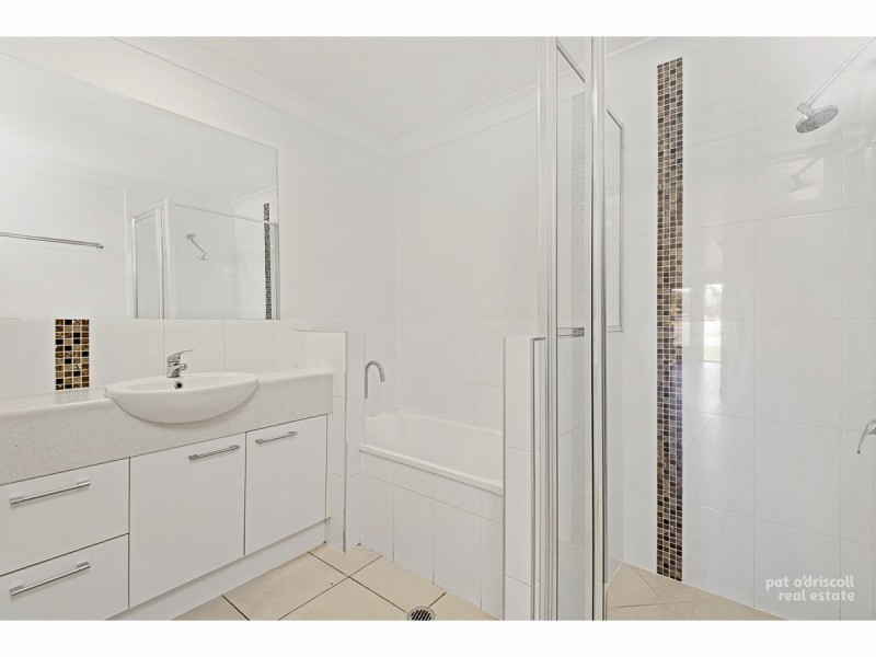98 Leamington Street, Berserker QLD 4701