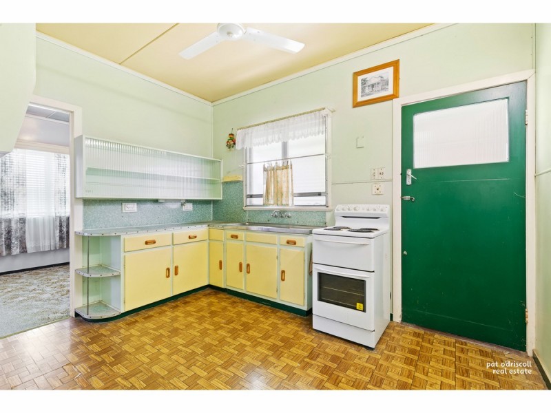 11 Luck Avenue, Wandal QLD 4700