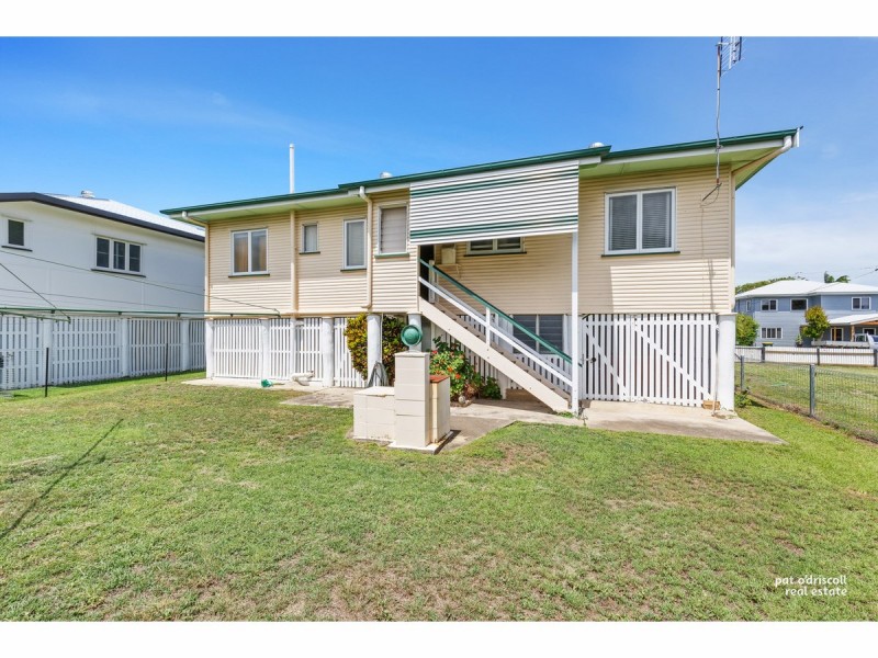 11 Luck Avenue, Wandal QLD 4700