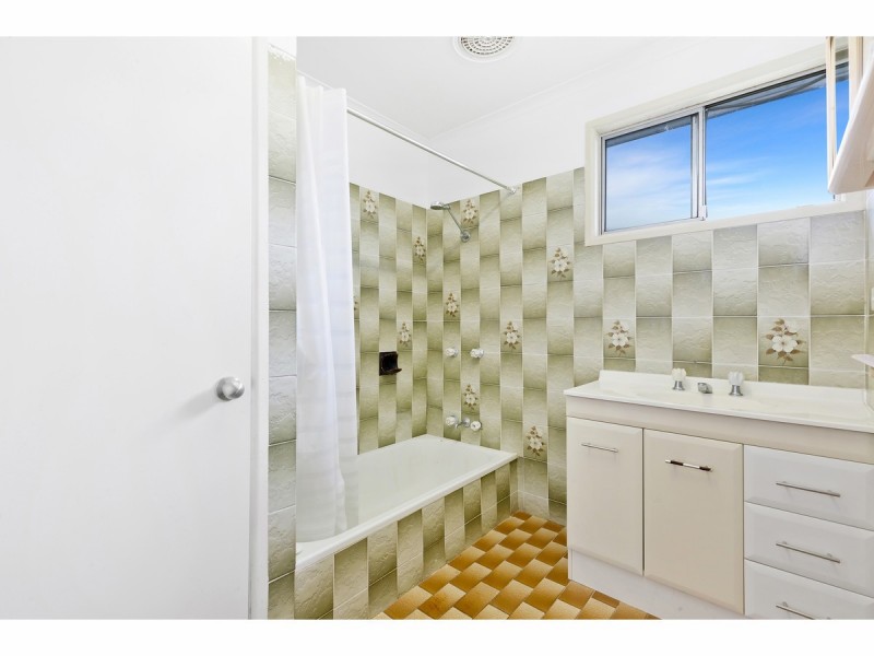 102 Sheehy Street, Park Avenue QLD 4701