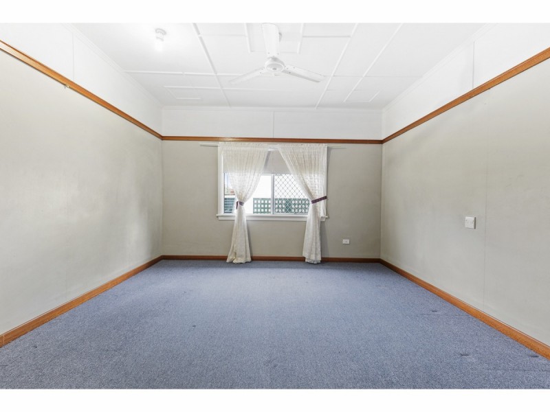 111 Edington Street, Berserker QLD 4701