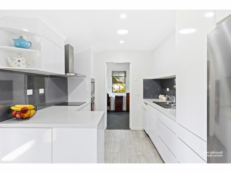 50 Haynes Street, Park Avenue QLD 4701