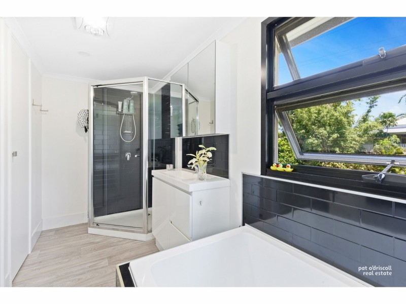 50 Haynes Street, Park Avenue QLD 4701