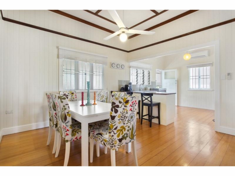 24 Flynn Street, Wandal QLD 4700