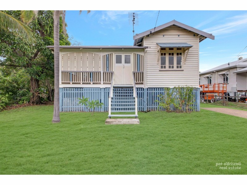 6 Brae Street, The Range QLD 4700