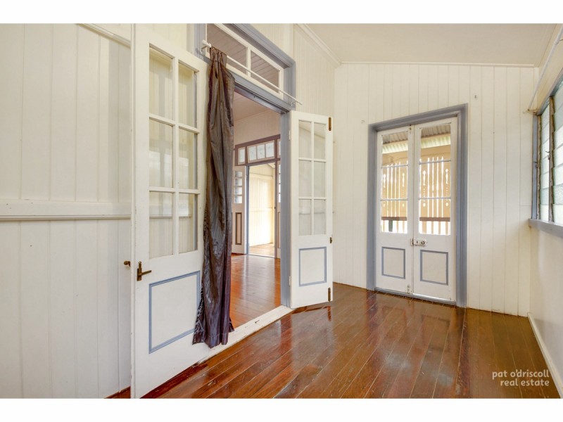 6 Brae Street, The Range QLD 4700
