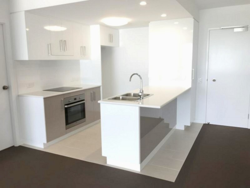 703/2-4 Victoria Parade, Rockhampton City QLD 4700