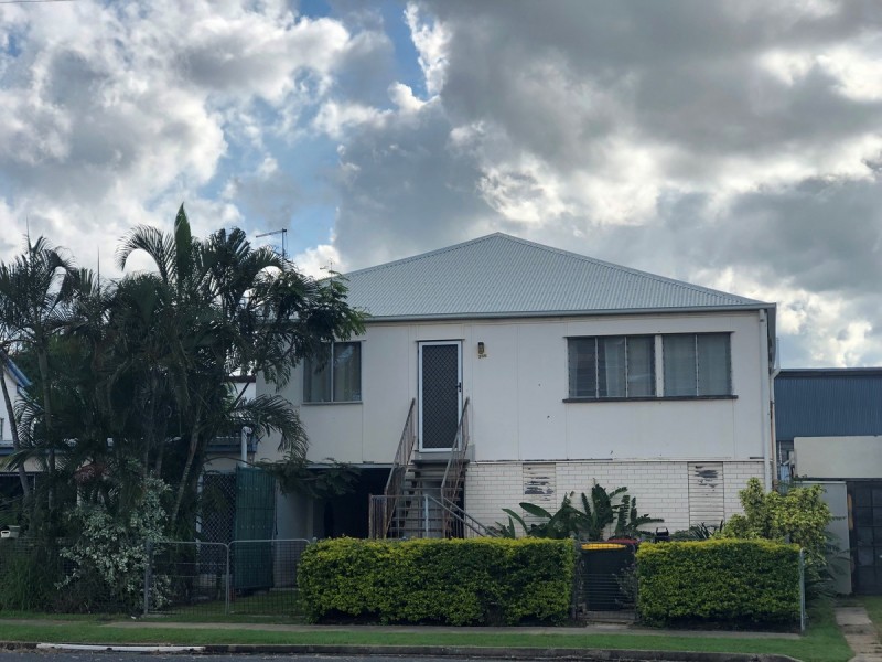 306 Bolsover Street, Rockhampton City QLD 4700