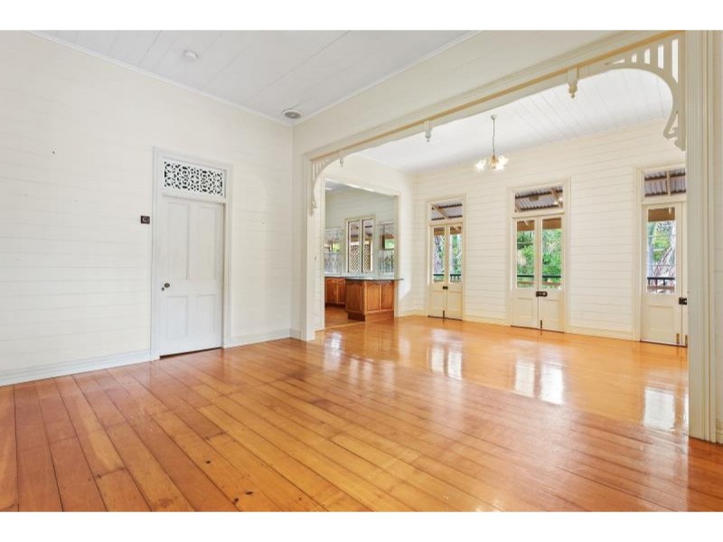 22 Brae Street, The Range QLD 4700