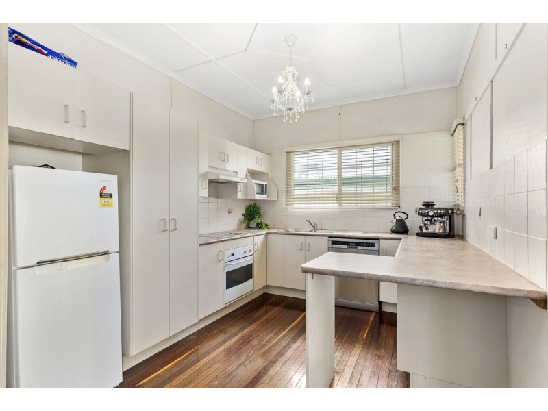 33 Heath Street, Wandal QLD 4700
