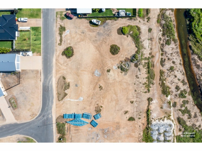 72 Amalfi Drive, Zilzie QLD 4710
