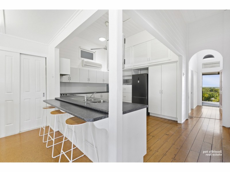 82 Cambridge Street, The Range QLD 4700