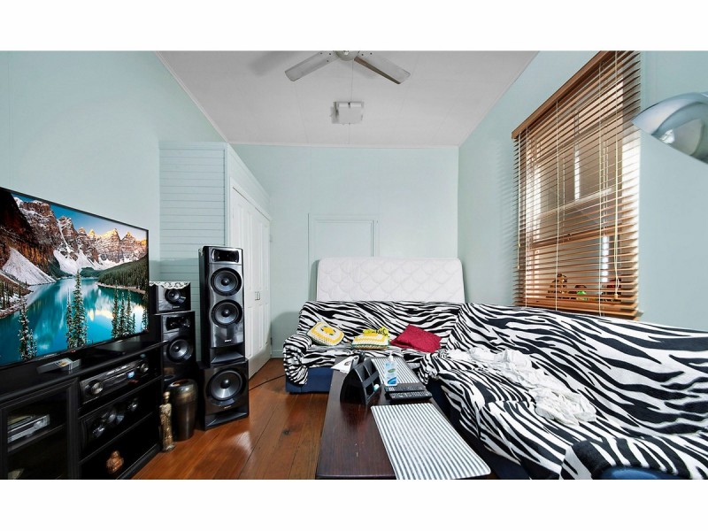 48 Haynes Street, Park Avenue QLD 4701