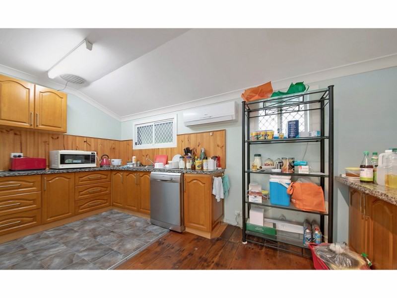 48 Haynes Street, Park Avenue QLD 4701