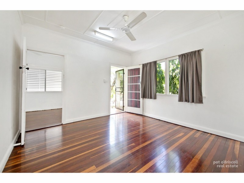 18 Charlotte Street, Wandal QLD 4700