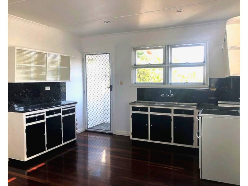 13 Bowen Terrace, The Range QLD 4700