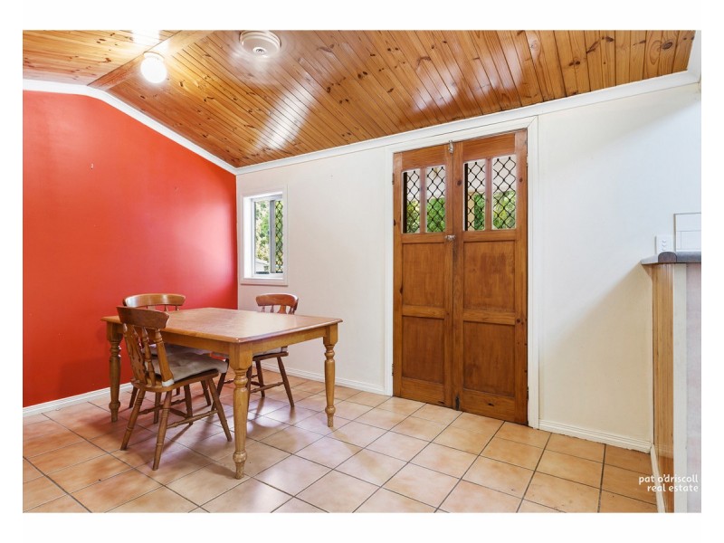 8 Spencer Street, The Range QLD 4700