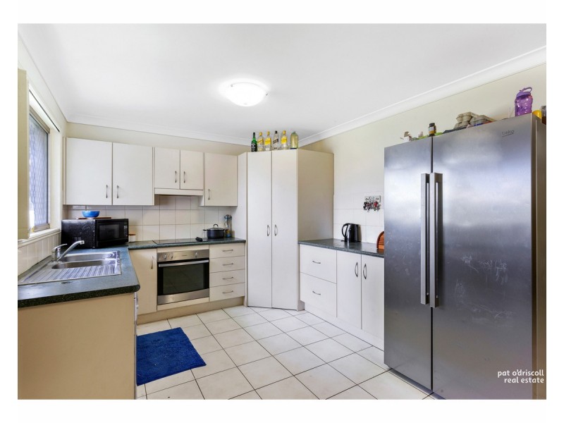 3 Seonaid Place, Gracemere QLD 4702