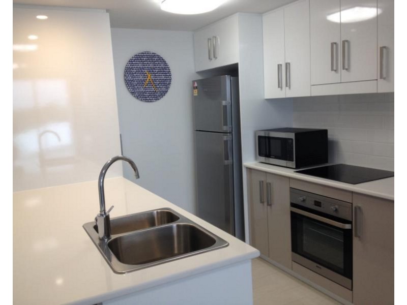 502/2-4 Victoria Parade, Rockhampton City QLD 4700