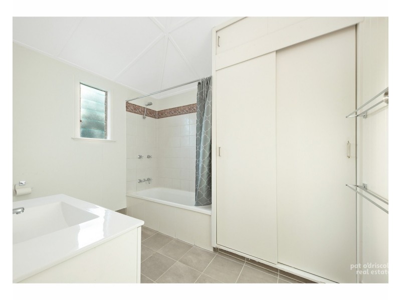 13 Bracher Street, Wandal QLD 4700