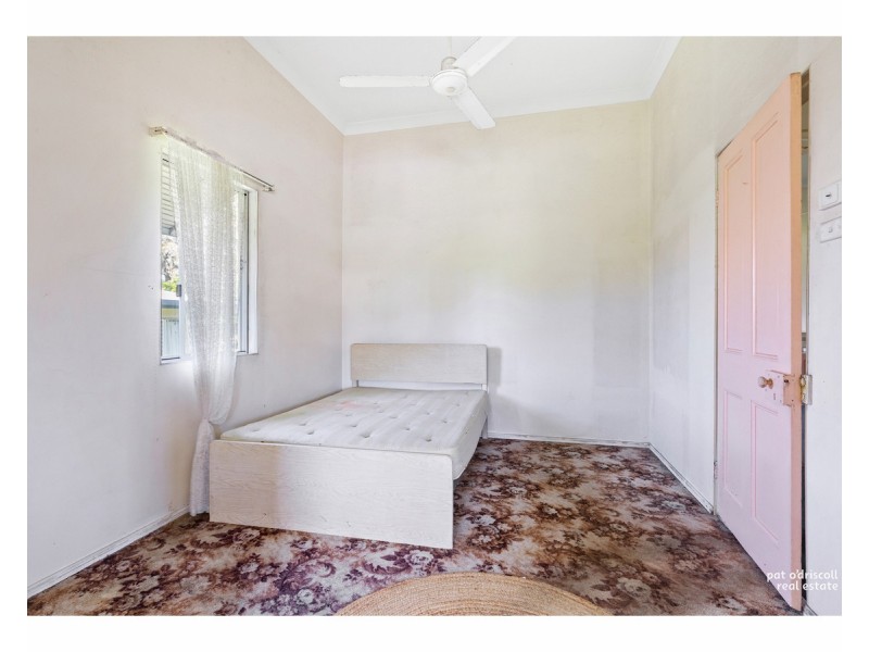 43 Haynes Street, Park Avenue QLD 4701