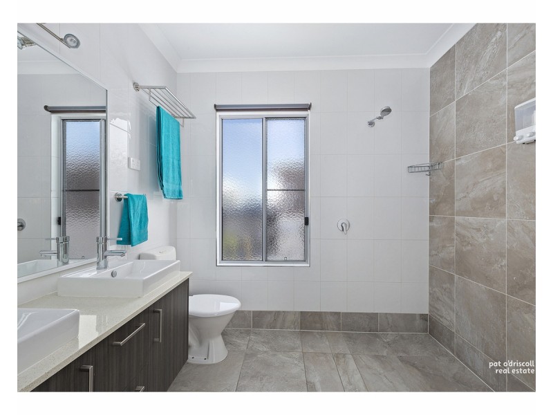 5 Connemara Drive, Kawana QLD 4701