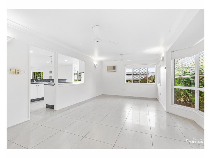 13 Bowen Street, The Range QLD 4700