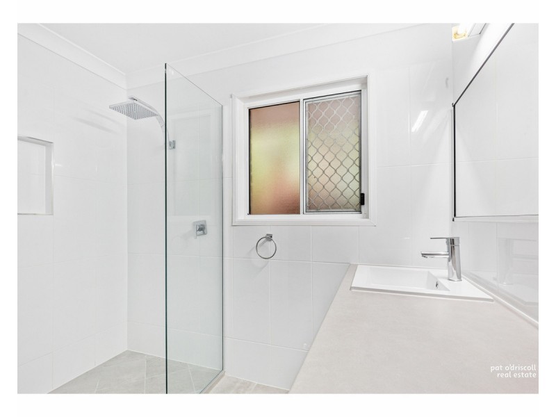 13 Bowen Street, The Range QLD 4700