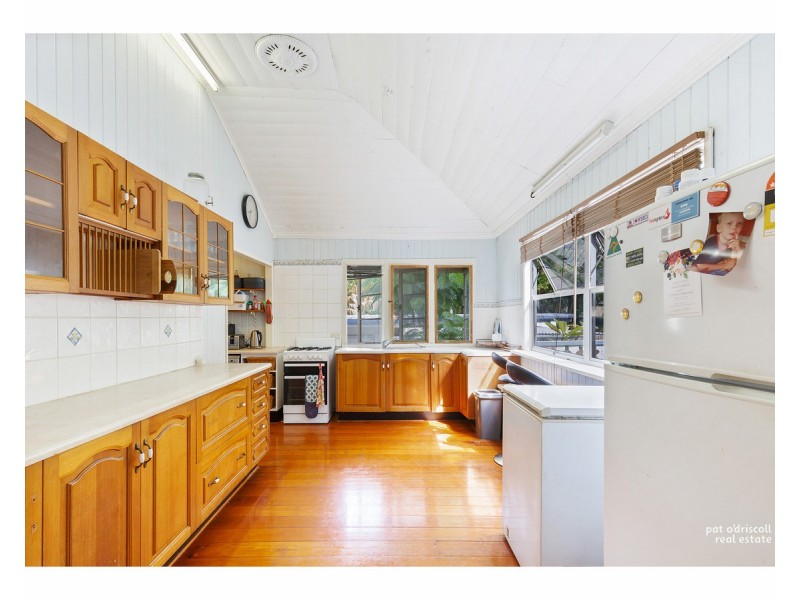 6 Bauhinia Terrace, The Range QLD 4700