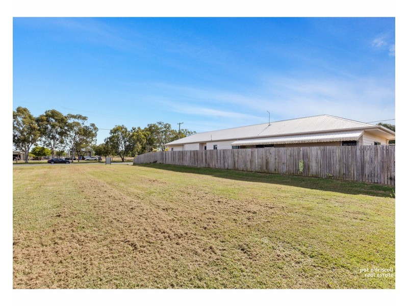 18 & 19/23 Schultz Street, West Rockhampton QLD 4700