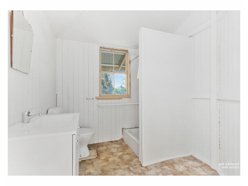 37 Davis Street, Allenstown QLD 4700