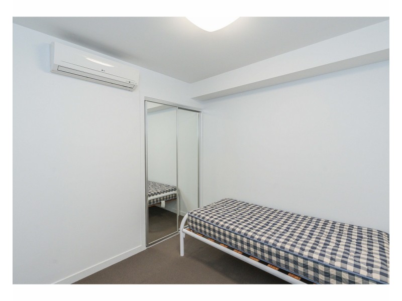 703/2-4 Victoria Parade, Rockhampton City QLD 4700